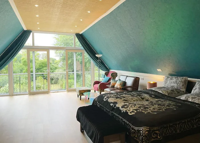 Ferienhaus- Ferienwohnung Villa Stolle